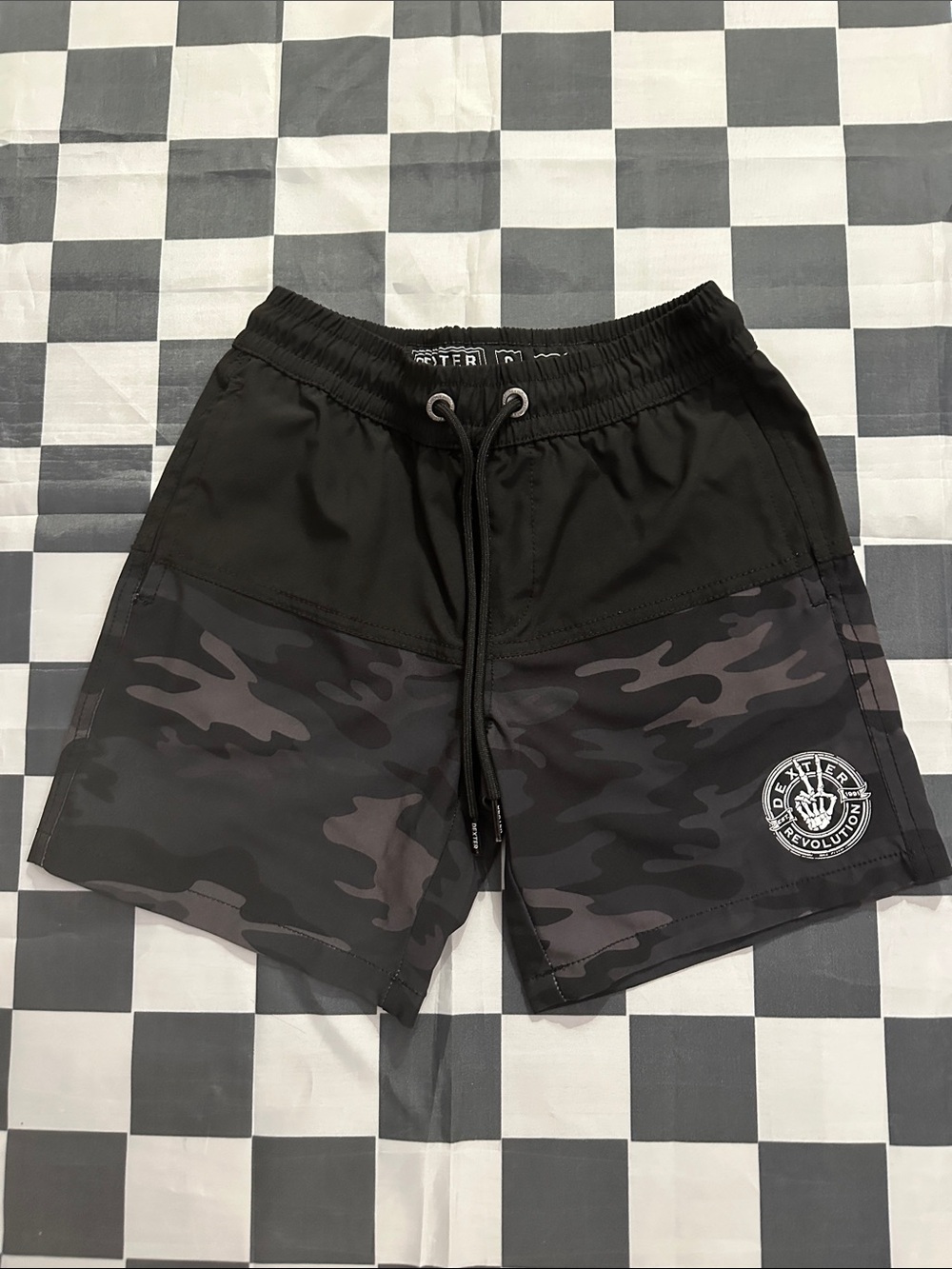 Dexter Boys LIKE NEW Black & Charcoal Camo Stretch Board / Swim Shorts 6
